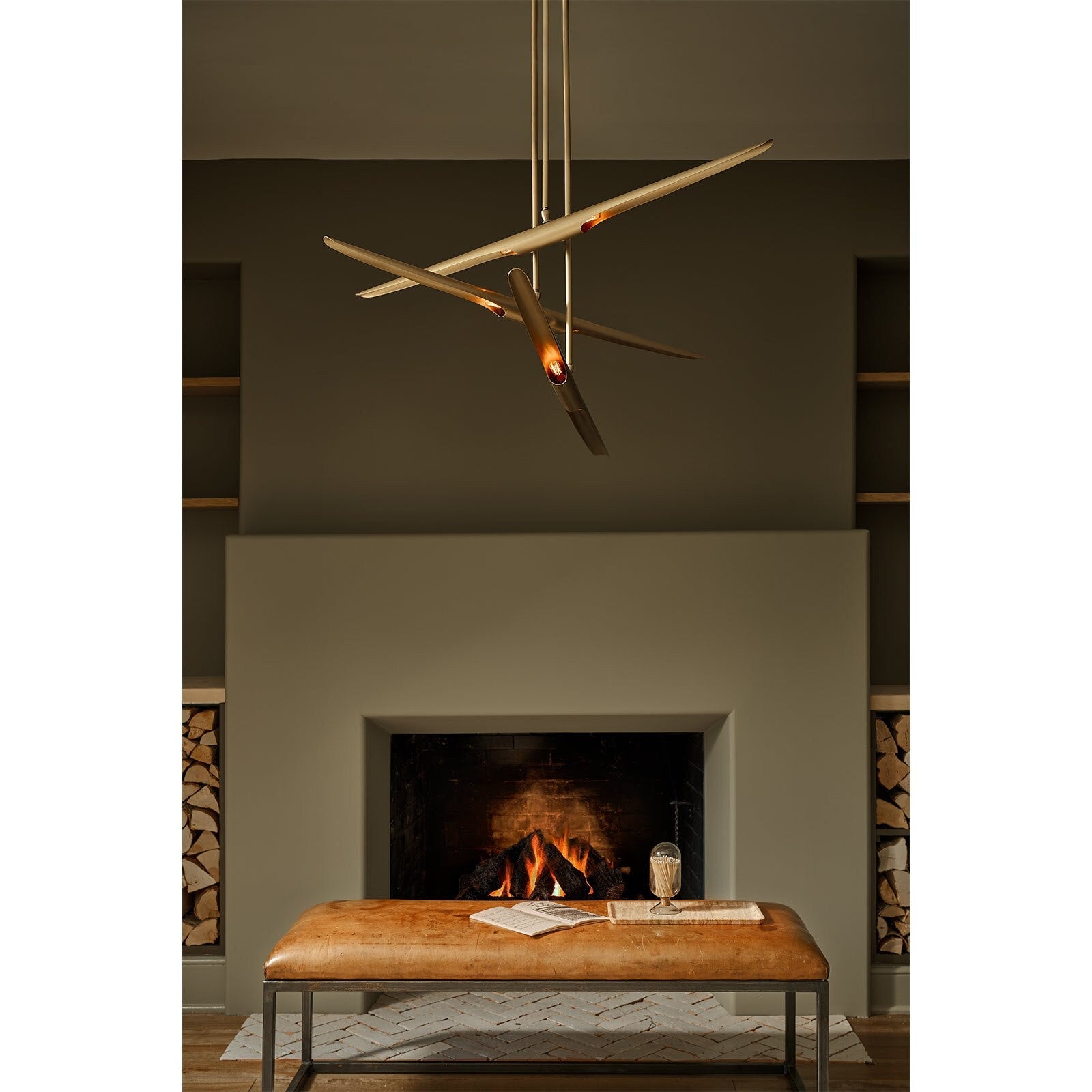 Chandeliers & Pendants