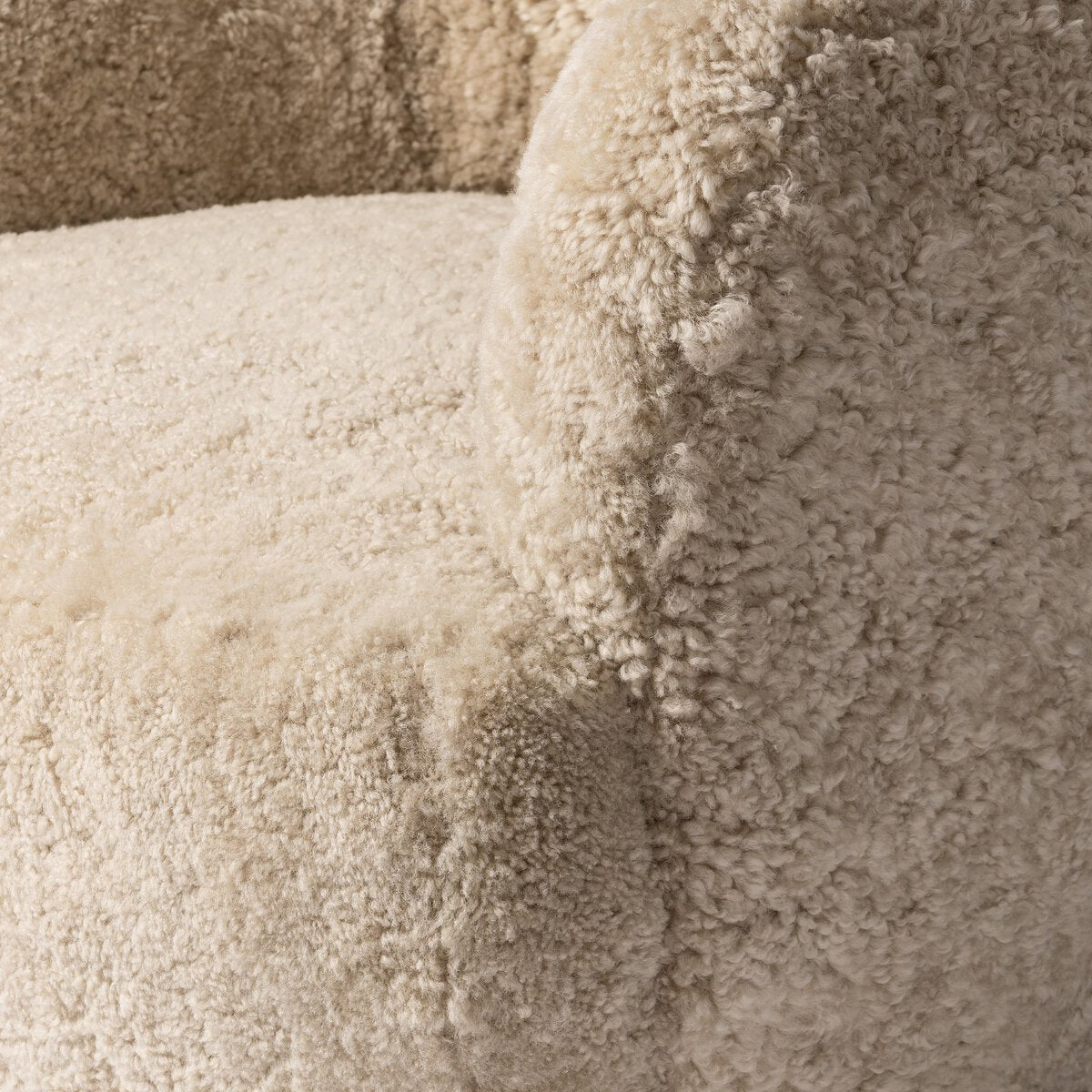 Julius Swivel Chair