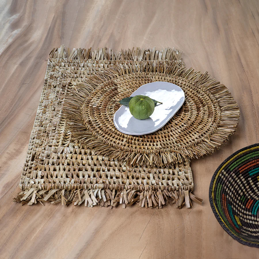 Round Tropical Pandan Fringed Placemat