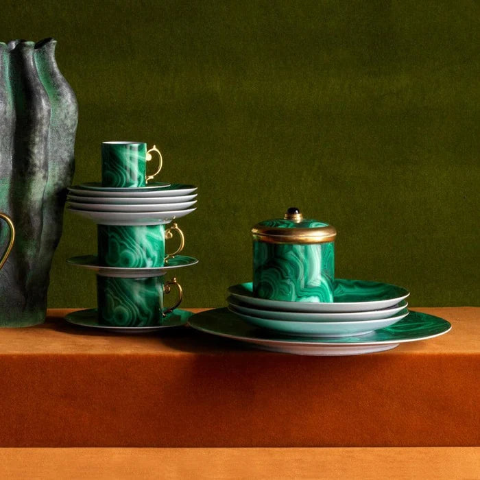 L'OBJET Malachite candle top view showing semi-precious cabochon lid and gold detail